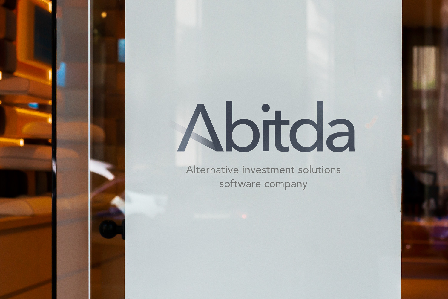 abitda-on-glass